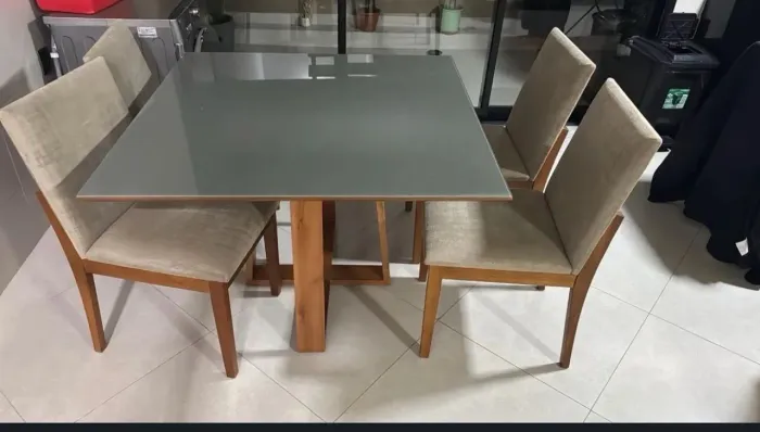 Mesa jantar quadrado moderna com 4 cadeiras