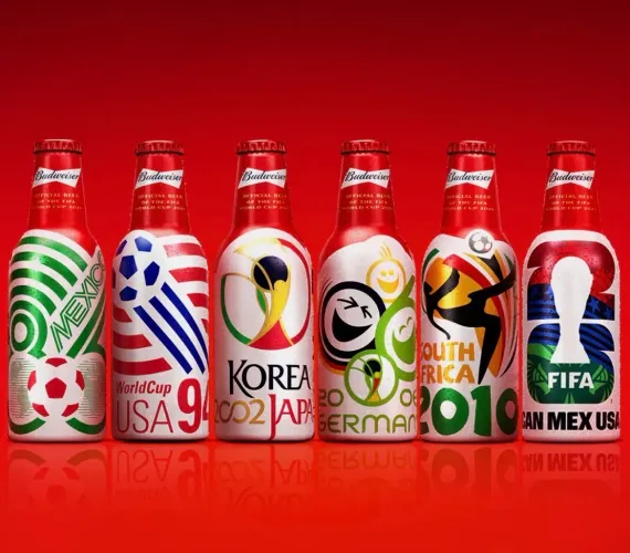 Kit com 6 garrafas alumínio Budweiser Copa 2026