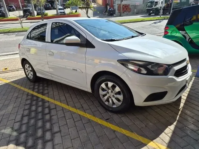 Chevrolet Onix Hatch LT 1.0 8V Flex Mec. 4P 2019