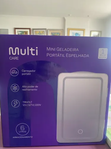 Mini Geladeira Portátil Espelhada Multi Care de 6 litros