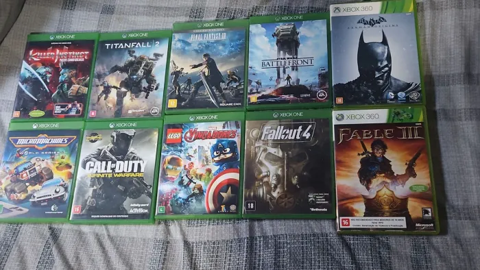 Vendo lote de jogos de xbox sendo 8 de xbox one e 2 de xbox 360 todos originais