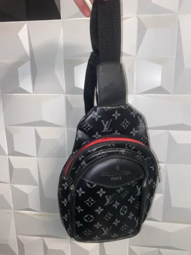 Bolsa de ombro LV