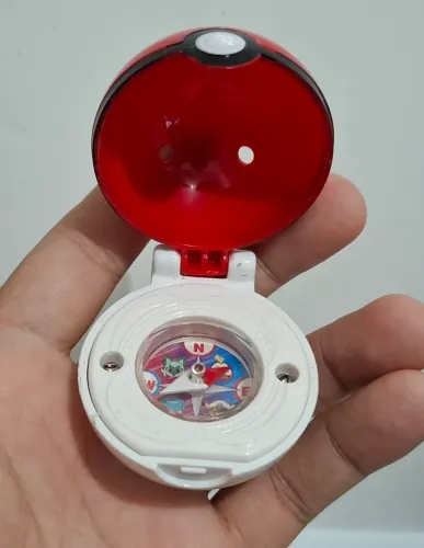 Pokemon Pokebola Bússola Colecionável McDonald's