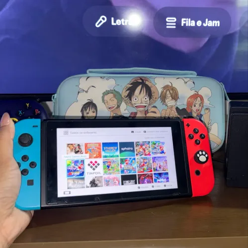 Nintendo Switch desbloqueado 256GB com vários jogos instalados e acessórios