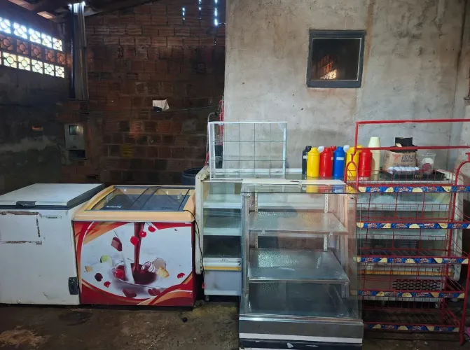 OFERTA IMPERDIVEL!!! com Freezer e outros Barato pra ir embora Hoje!!!