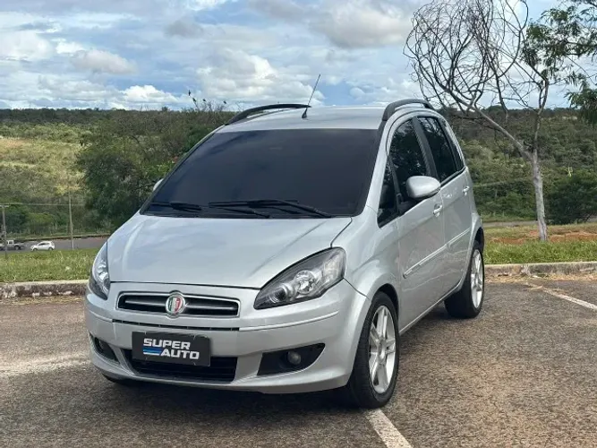 Fiat Idea Attractive 1.4 Fire Flex 8V 5P 2015