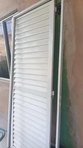 porta de aluminio
