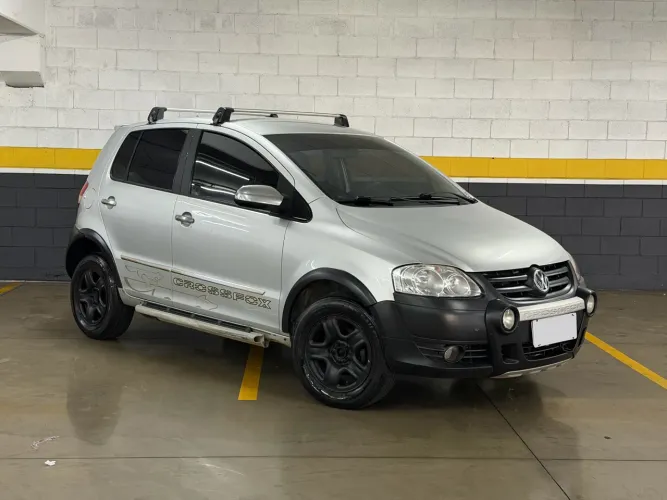 Volkswagen Crossfox 1.6 MI Total Flex 8V 5P 2010