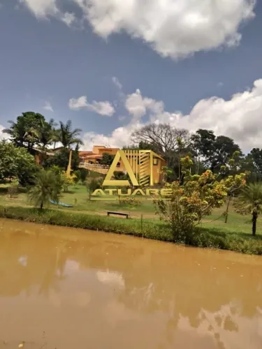 Chácara à venda em Pouso Alegre com 5.000 m2 de terreno. Ótima topografia. Possui nascente