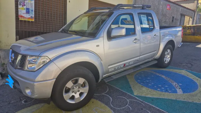 Nissan Frontier Se/se Strik CD 4X4 2.5 TB Dies. 2011