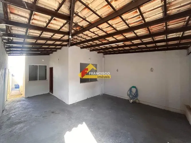 Casa para aluguel, 2 quartos, 1 vaga, Dona Rosa - Divinópolis/MG
