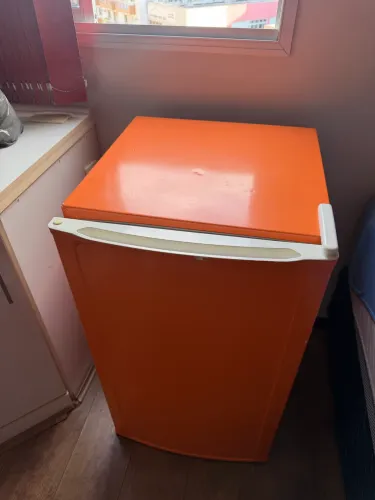 Eletrolux Frigobar Geladeira RE120 