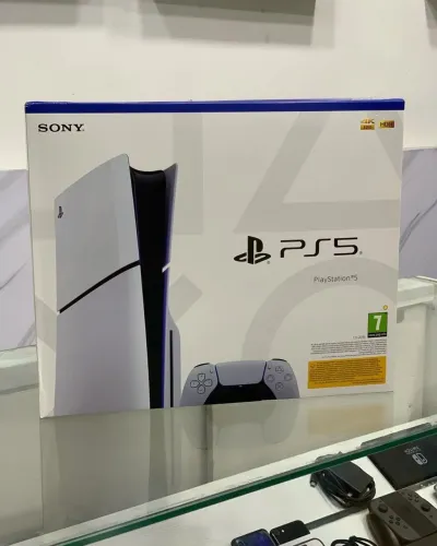 ps5 slim 2 controles 3 jogos
