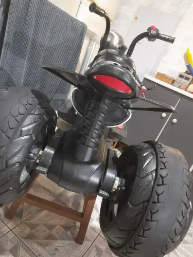 Moto eletrica exclusiva! 6,12, 18v suporta até 50k muito forte e rapida