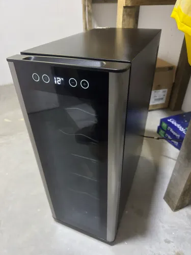 Adega Electrolux 12 garrafas