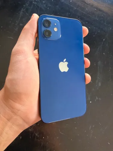 iPhone 12 azul 74% bateria muito conservado.