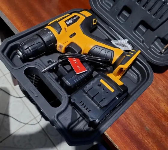 Furadeira e Parafusadeira 48V com 2 Baterias e Maleta