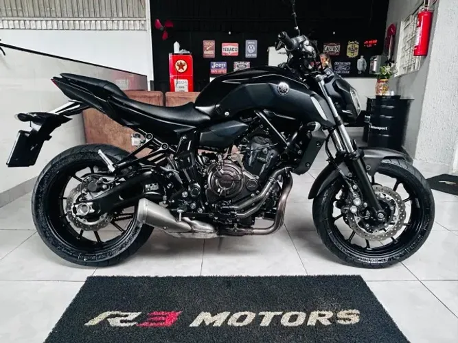 Yamaha MT 07 Abs 2023  só 15 mil Km 2o. Dono Analiso Troca