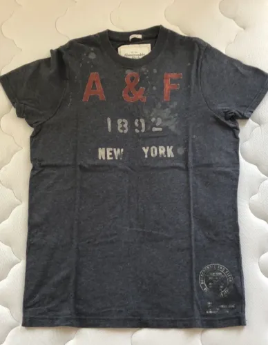 Camiseta Abercrombie & Fitch, cinza, XL