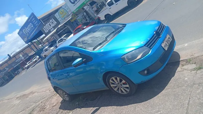 Volkswagen Fox 1.6 MI Total Flex 8V 5P 2014