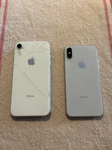 iPhone X e XR para retirada de peças.