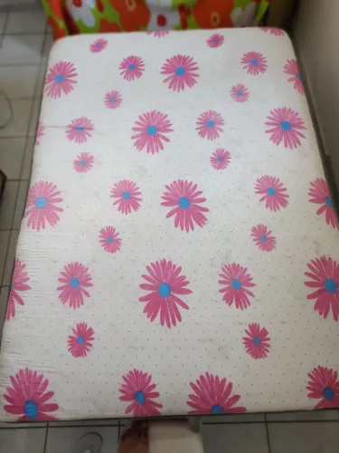 Vendo cama box baixei para vender r$ 200