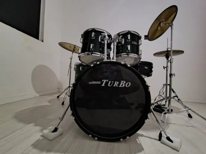 Bateria musical turbo