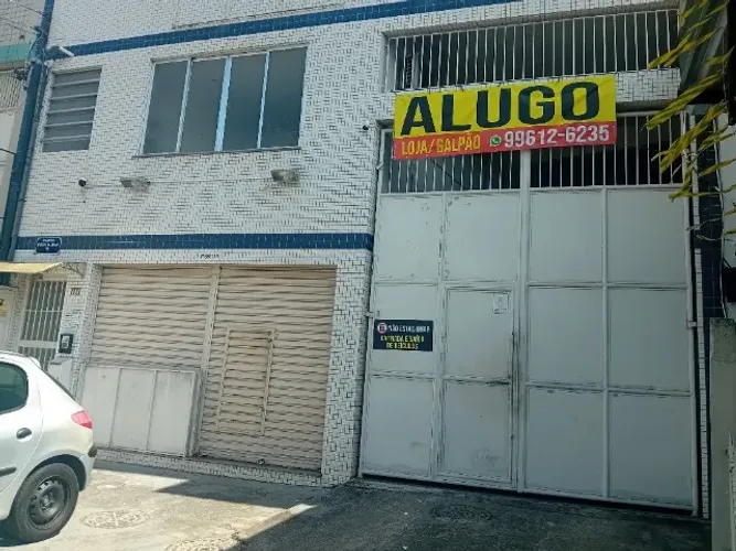 Alugo Loja/Galpão Comercial com 230m², Junto a Est. Intendente Magalhâes.