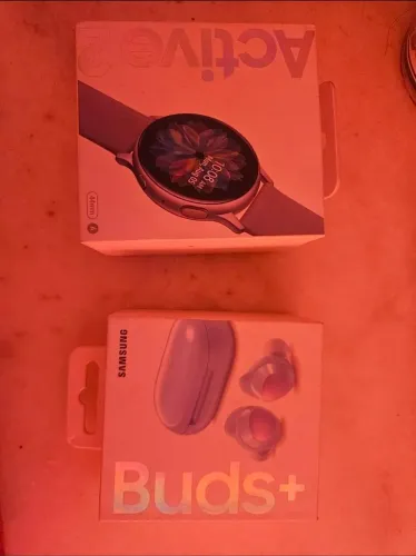 Vendo kit Samsung galaxy watch active2 44mm, fone, smartphone S20fe 