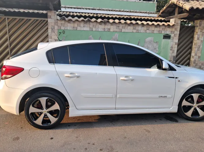 Chevrolet Cruze HB Sport LT 1.8 16V Flexp. 5P AUT 2014