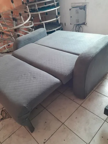 Vendo sofá cama semi novo