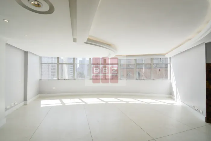 Apartamento à venda no Jardim Paulistano em SP: 3 quartos, 1 suíte, 3 banheiros, 2 vagas,
