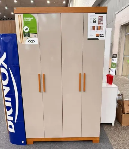 Guarda-Roupa Solteiro Lana 4 Portas 2 Gavetas 100%