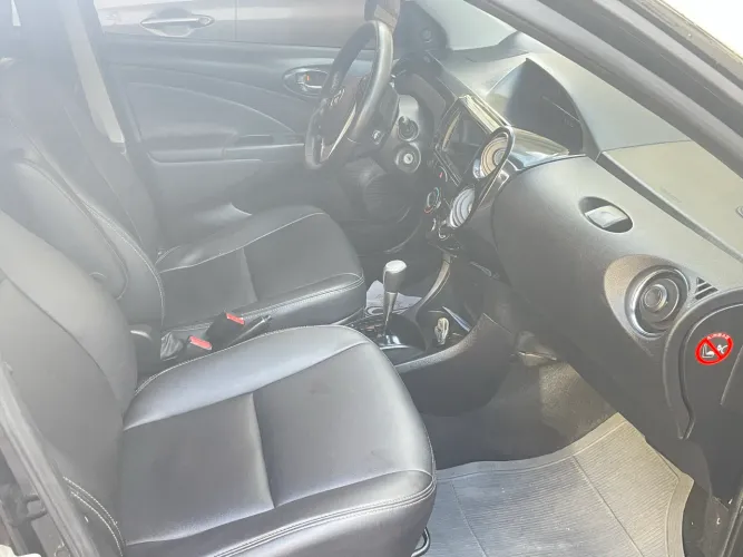 Toyota Etios X Plus Sedan 1.5 Flex 16V 4P Aut. 2020