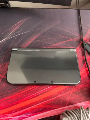 New Nintendo 3ds XL + cartuchos