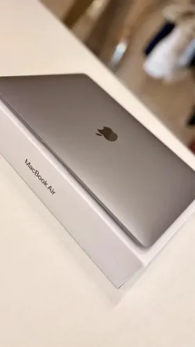 MacBook Air M1 256gb
