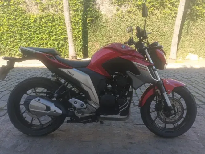 Fazer 250