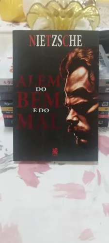 Além do bem e do mal - Livro em boas condições