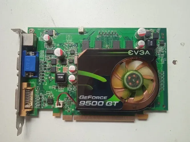 Placa de Video EVGA GeForce 9500GT! Perfeita!