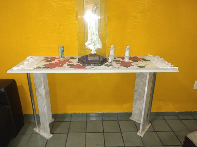 Oratório de mármore