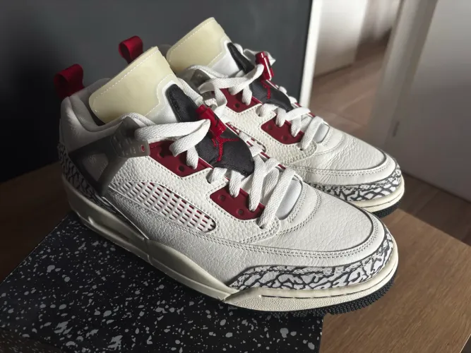 Tênis Nike Air Jordan Spizike Low 41