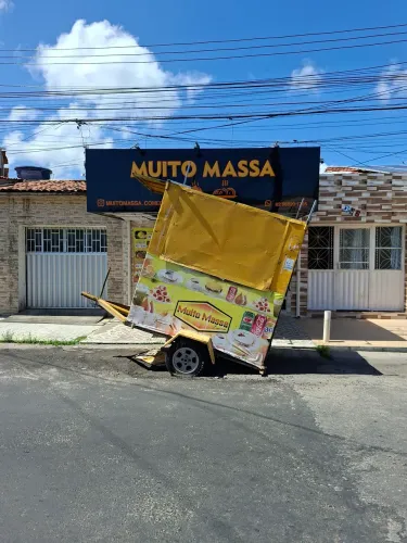 Trailer de lanche 2x1m pra trabalhar dentro!