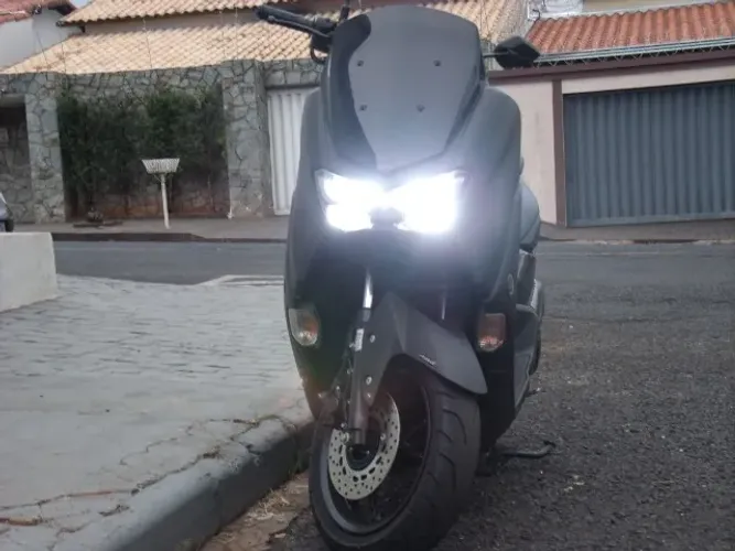 YAMAHA NMAX 160 ABS Excelente estado de conservação.