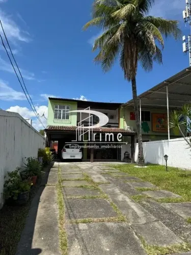 Casa com 3 dormitórios para alugar, 155 m² por R$ 6.157,00/mês - Maria Paula - São Gonçalo