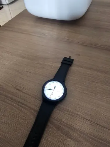 Smartwatch Samsung 6 clássico 47mm LTE perfeito estado, apenas detalhe na pulseira.