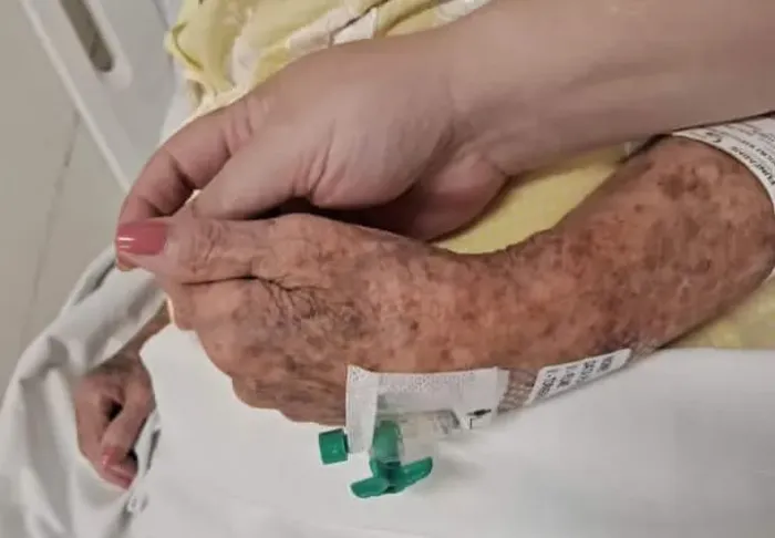Cuidadora em hospital em Rio Preto SP