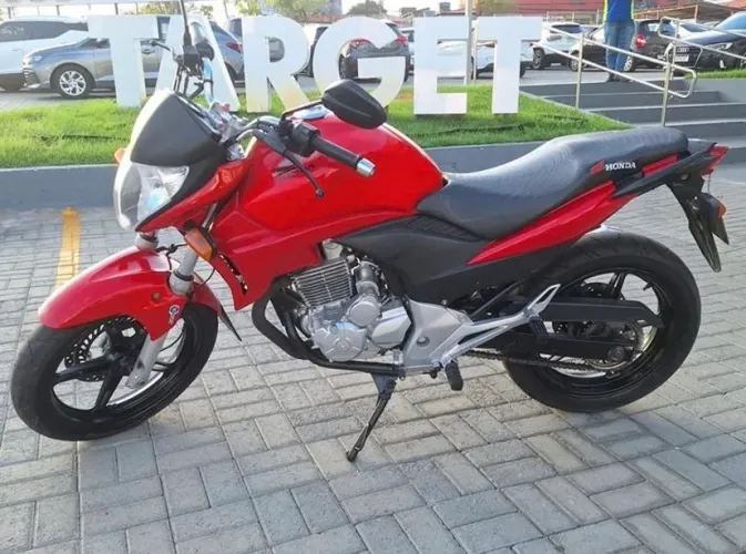 Honda cb 300r