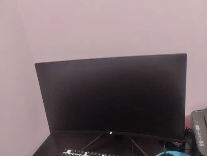 Monitor Gamer 27" Curvo QHD 180Hz