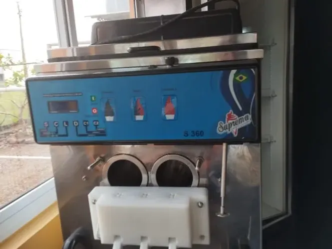 Máquina de Sorvete Italiano e Milkshake