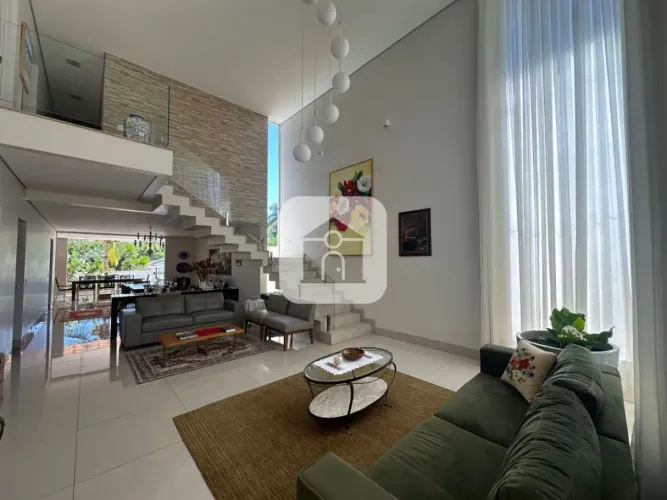 Casa para locação e venda no condomínio Jardim Barcelona